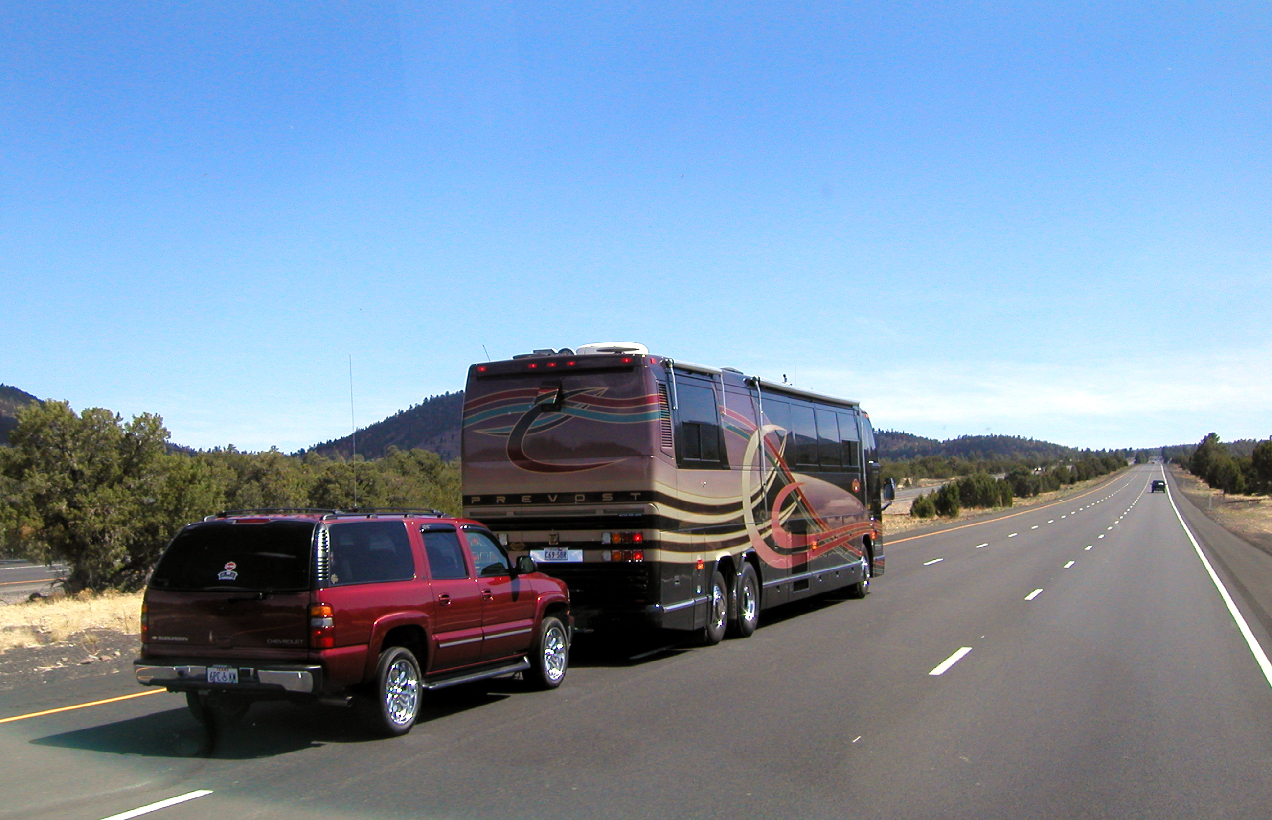 Tips for Towing a Car with an RV